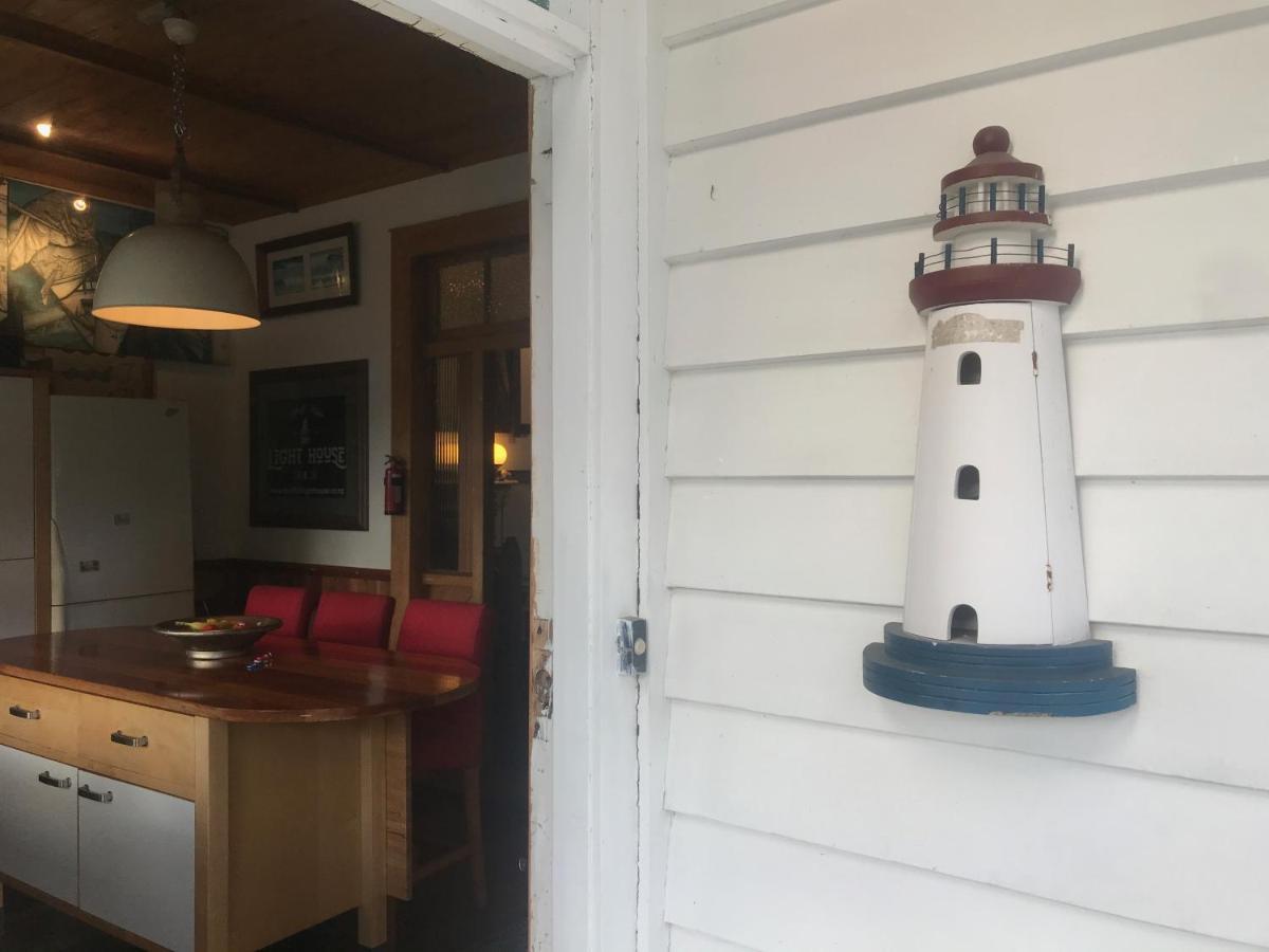 Bluff Hill Lighthouse B&B Napier Buitenkant foto